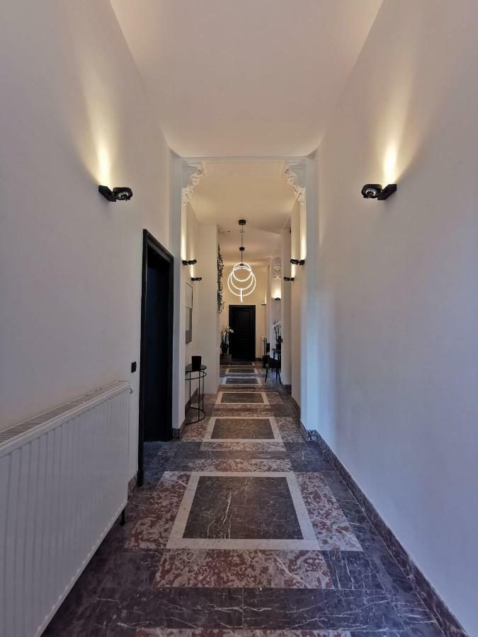 The Wise House Hotel Hastiere-par-dela Buitenkant foto