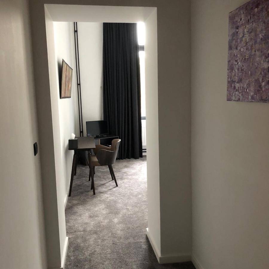 The Wise House Hotel Hastiere-par-dela Buitenkant foto