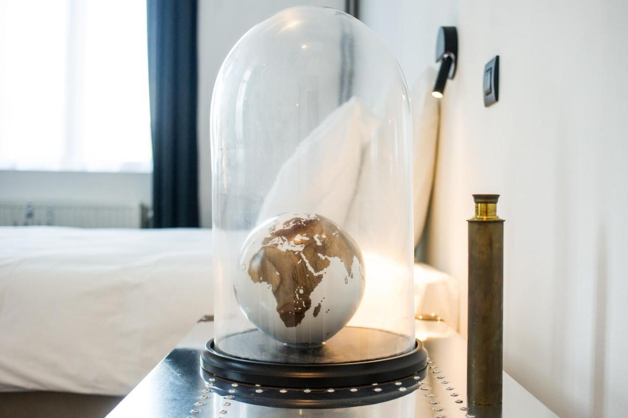 The Wise House Hotel Hastiere-par-dela Buitenkant foto